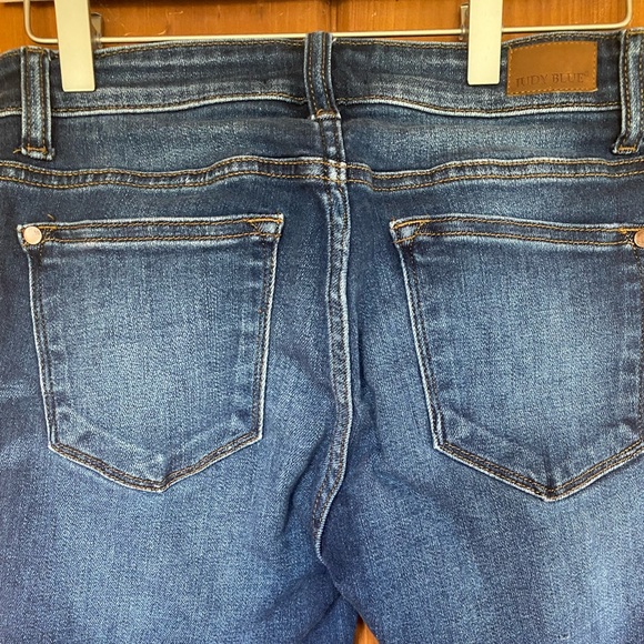 Judy Blue Skinny Jeans - Picture 4 of 7